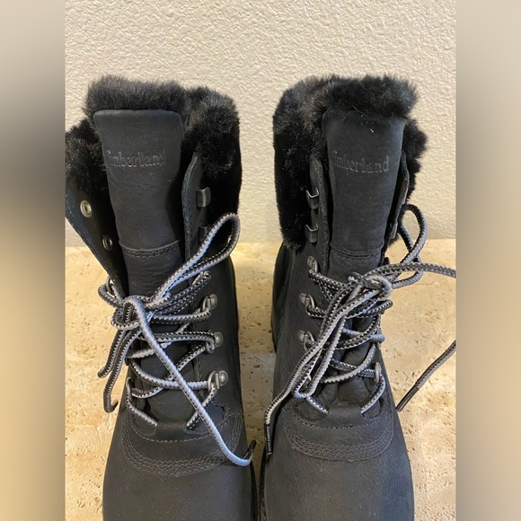 Timberland Teddy Fleece
Luxe Boots size 9.5 - Picture 2 of 9